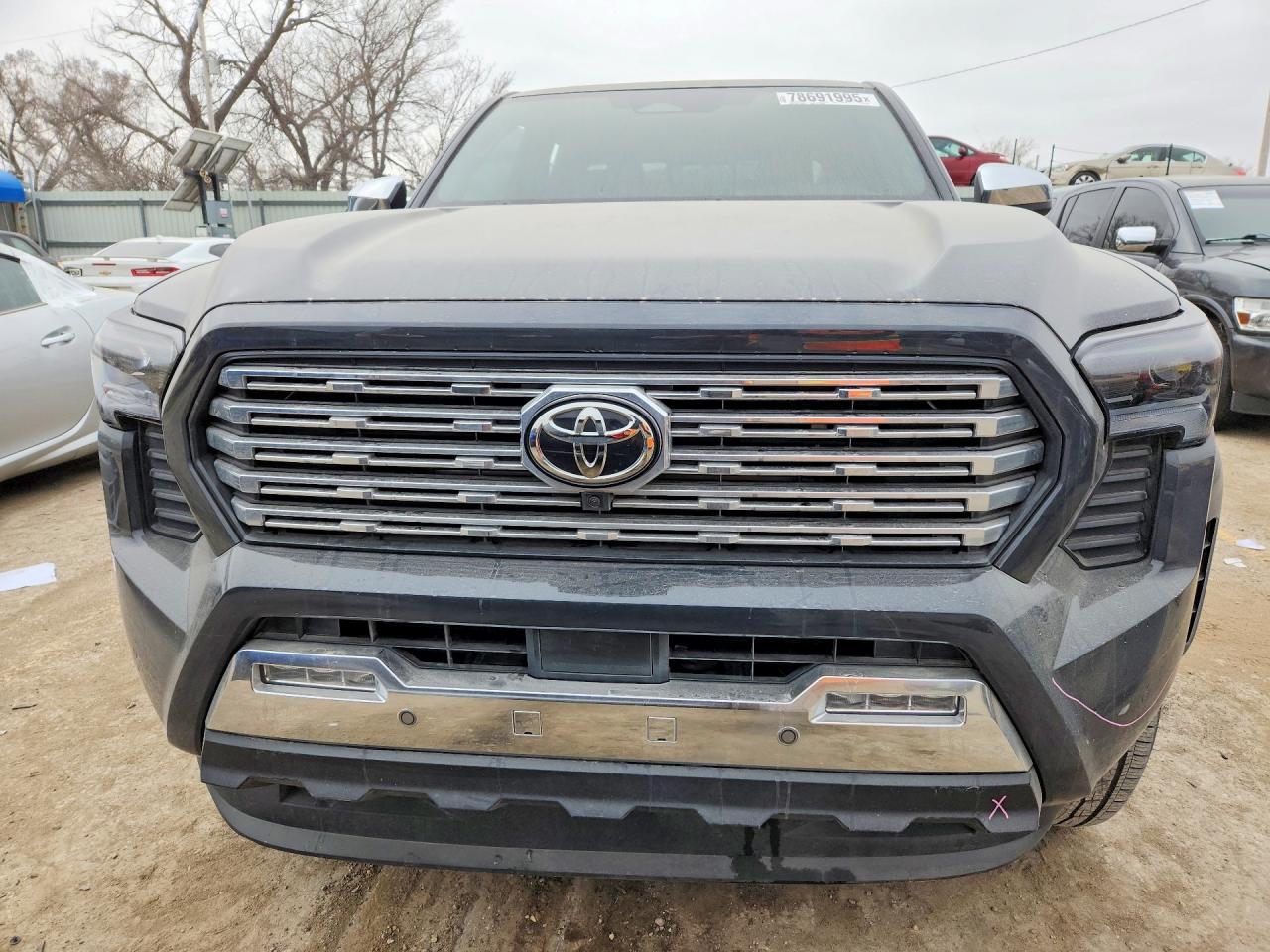 2025 Toyota Tacoma Limited - Фото 5