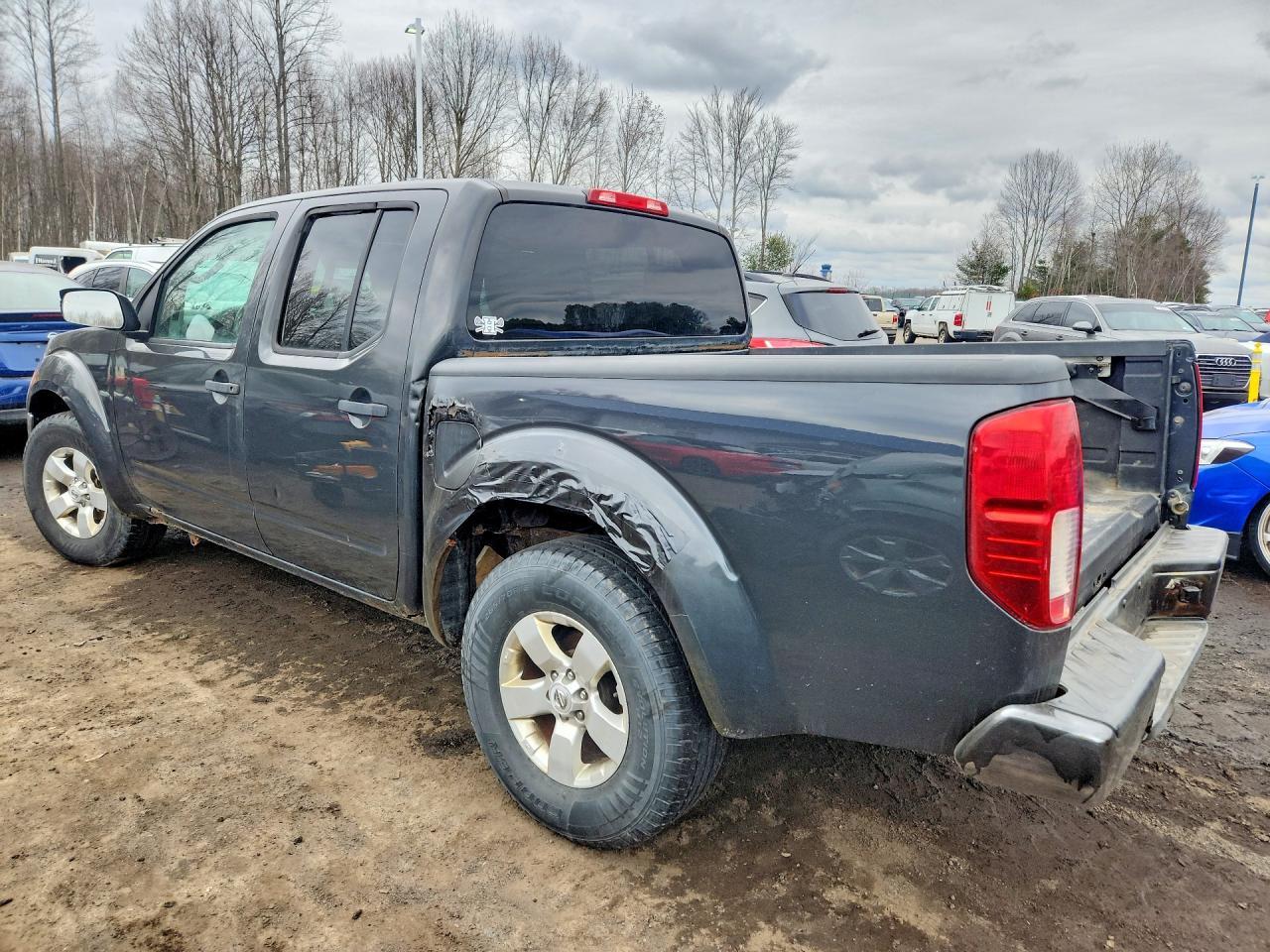 2010 Nissan Frontier Se V6 - Фото 2