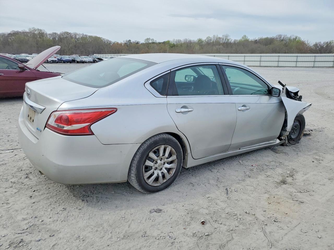 2013 Nissan Altima 2.5 - Фото 3