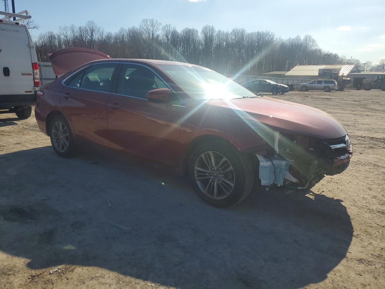 2017 Toyota Camry Le - Фото 4