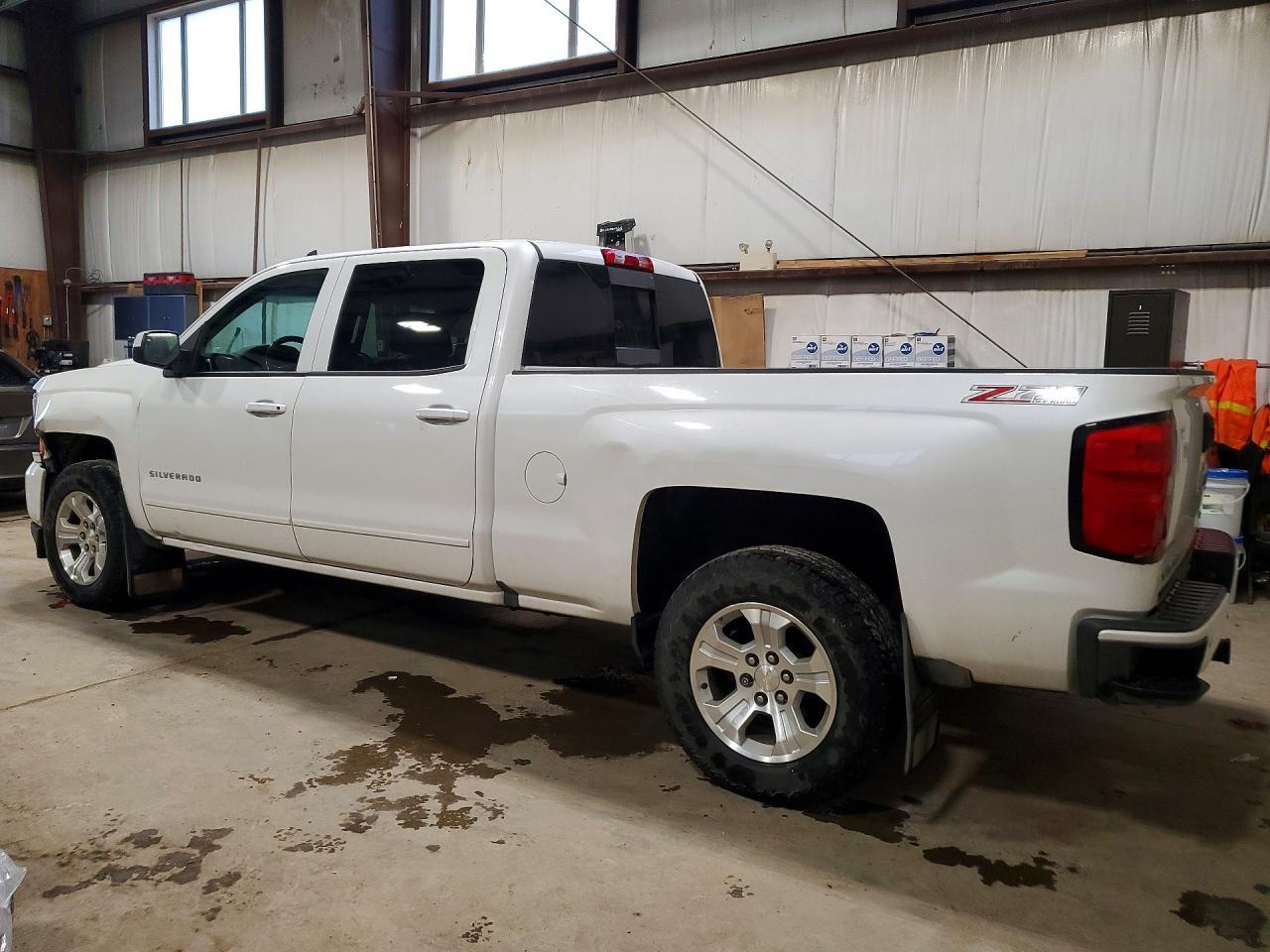 2017 Chevrolet Silverado K1500 Lt - Image 2