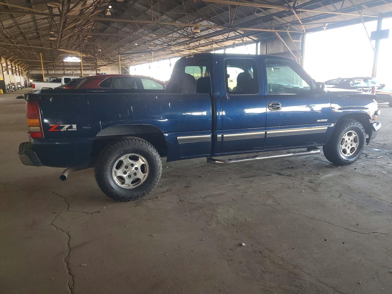 2000 Chevrolet Silverado K1500 - Фото 3
