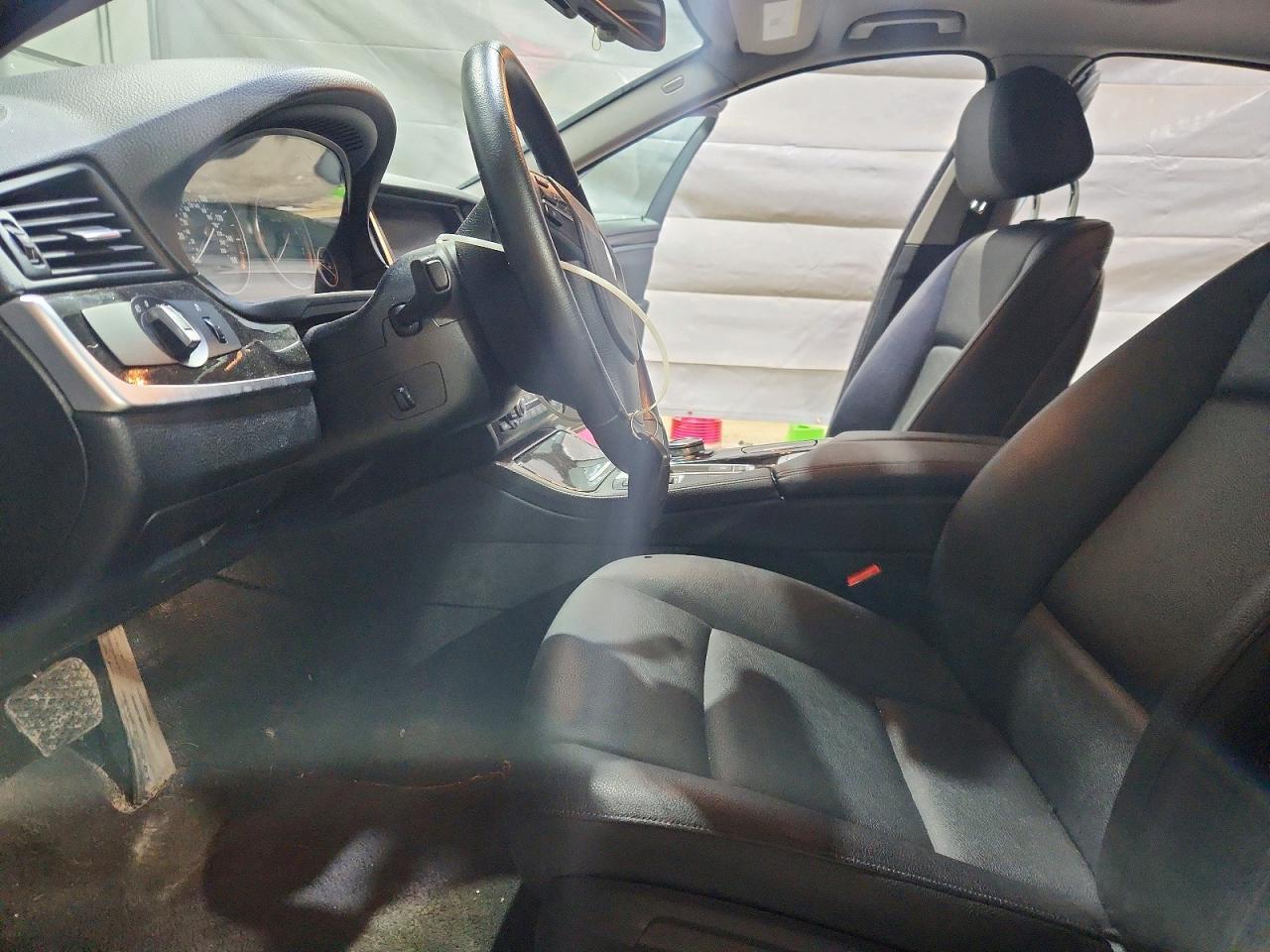2014 BMW 528 Xi - Image 7