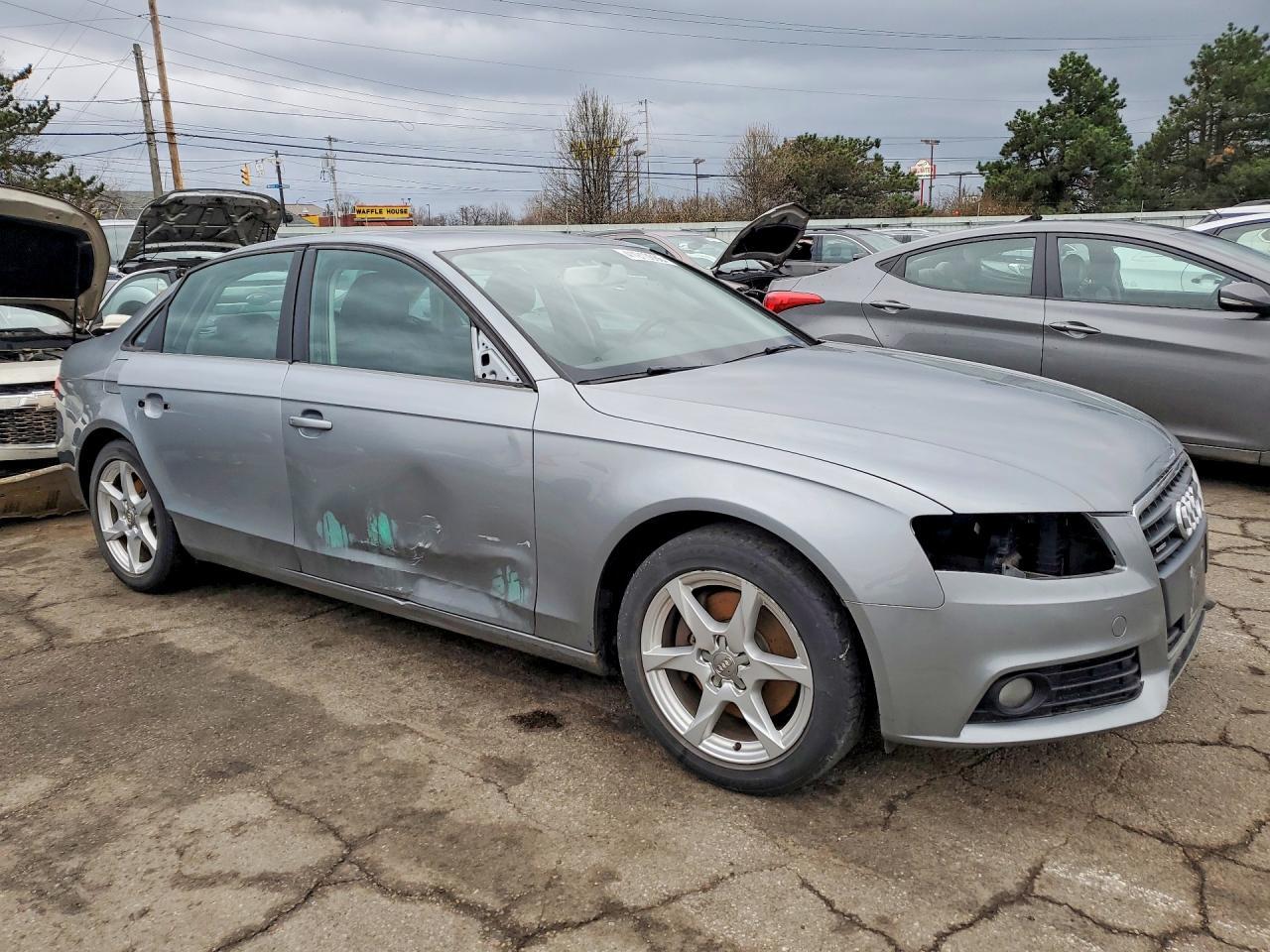 2009 Audi A4 2.0T Quattro - Фото 4
