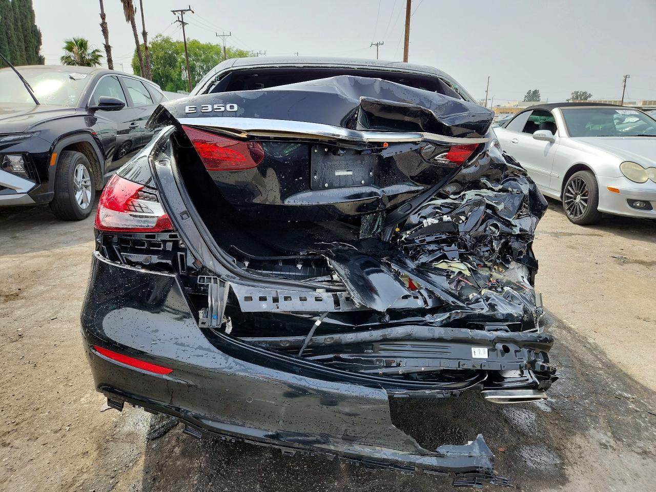 2022 Mercedes-Benz E 350 - Фото 6