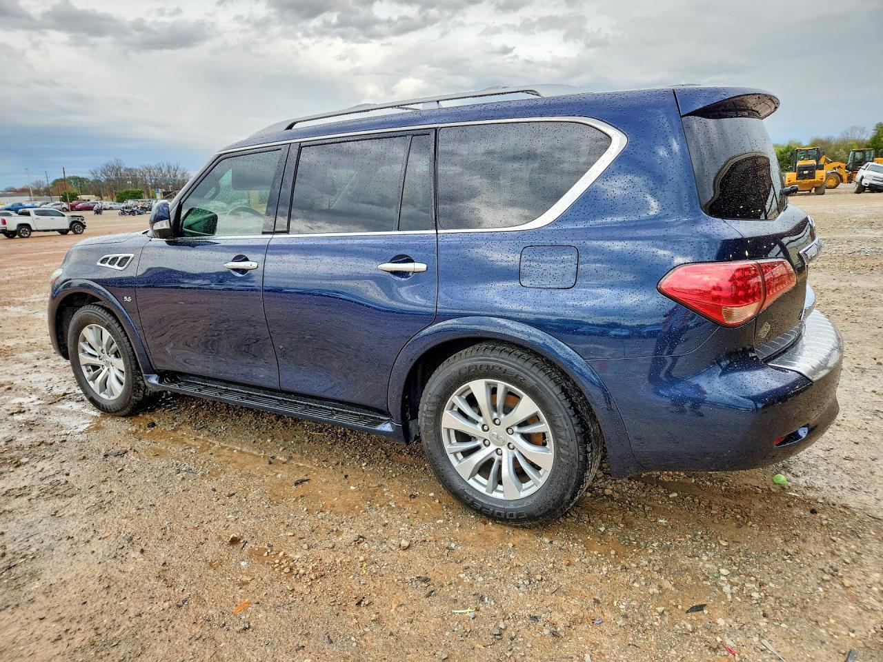 2017 Infiniti Qx80 Base - Image 2