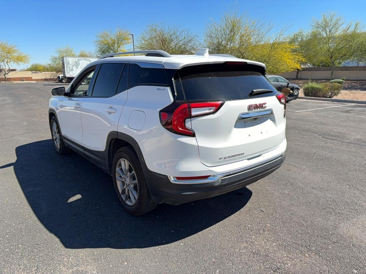 2023 GMC Terrain Slt - Фото 3