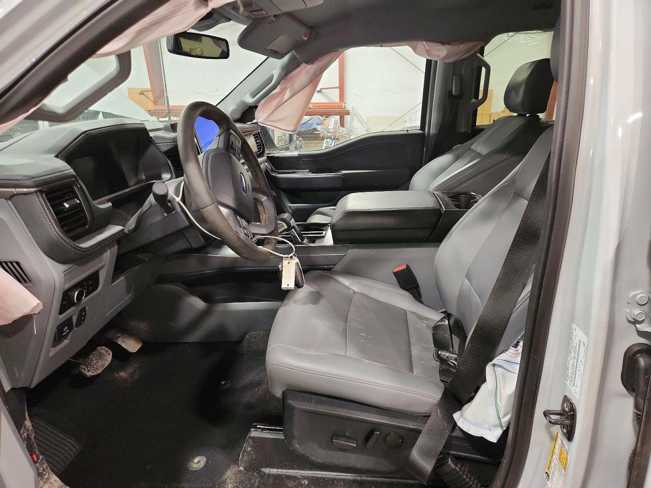 2025 Ford F150 Lightning Xlt - Фото 7