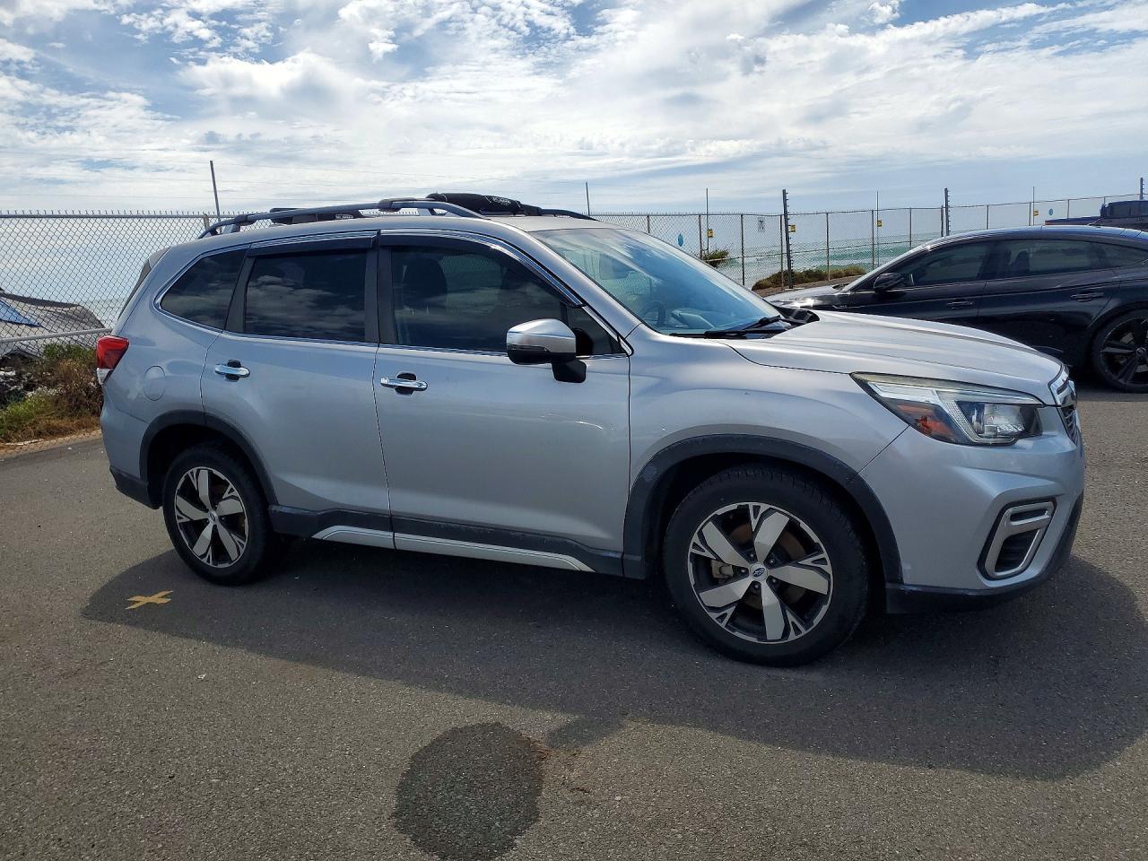 2019 Subaru Forester Touring - Фото 4