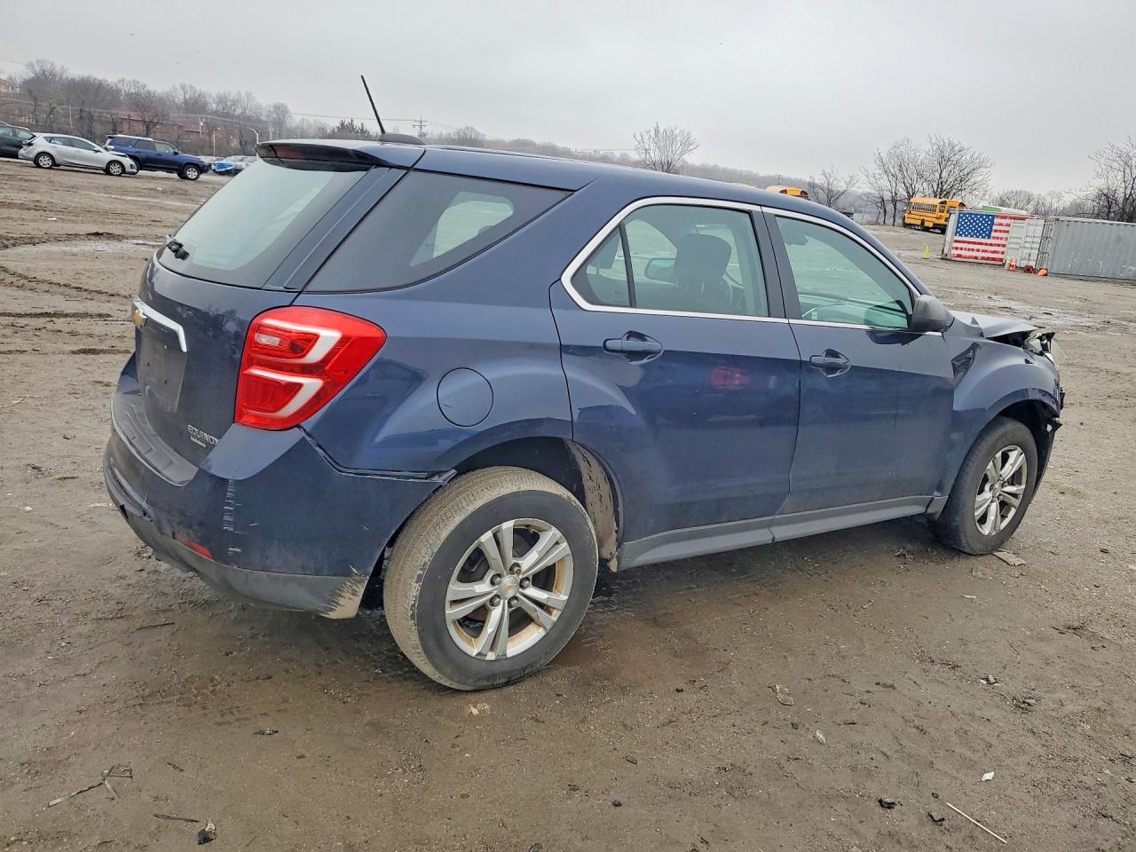 2016 Chevrolet Equinox Ls - Фото 3