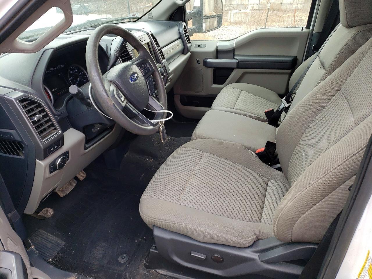 2022 Ford F250 Super Duty - Фото 7