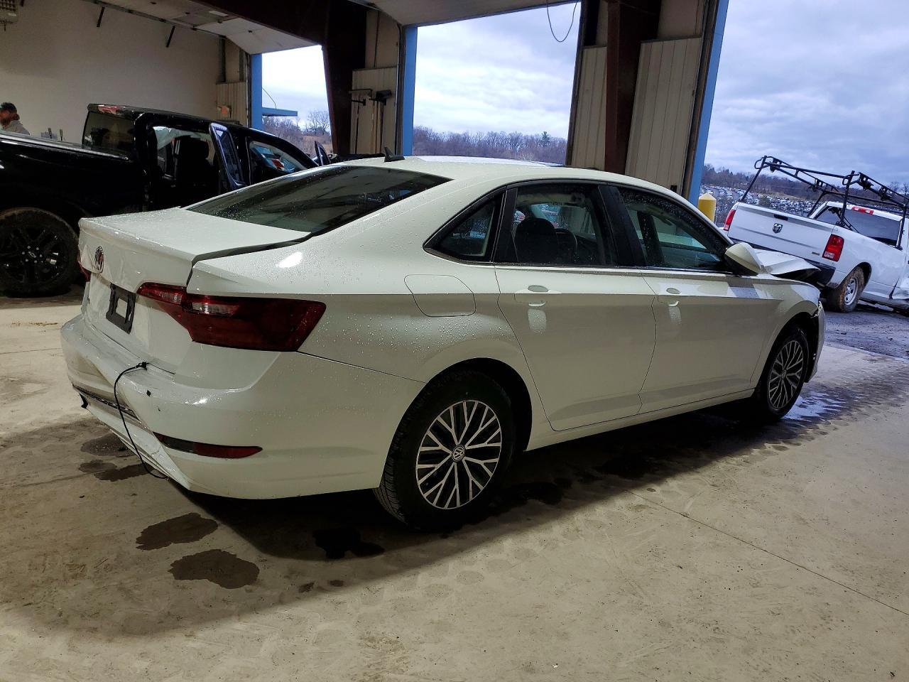 2020 Volkswagen Jetta S - Фото 3