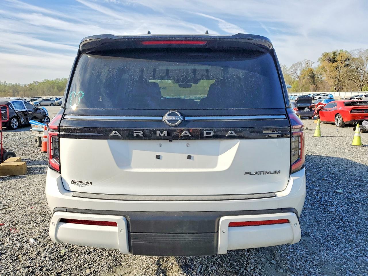 2025 Nissan Armada Platinum - Фото 6