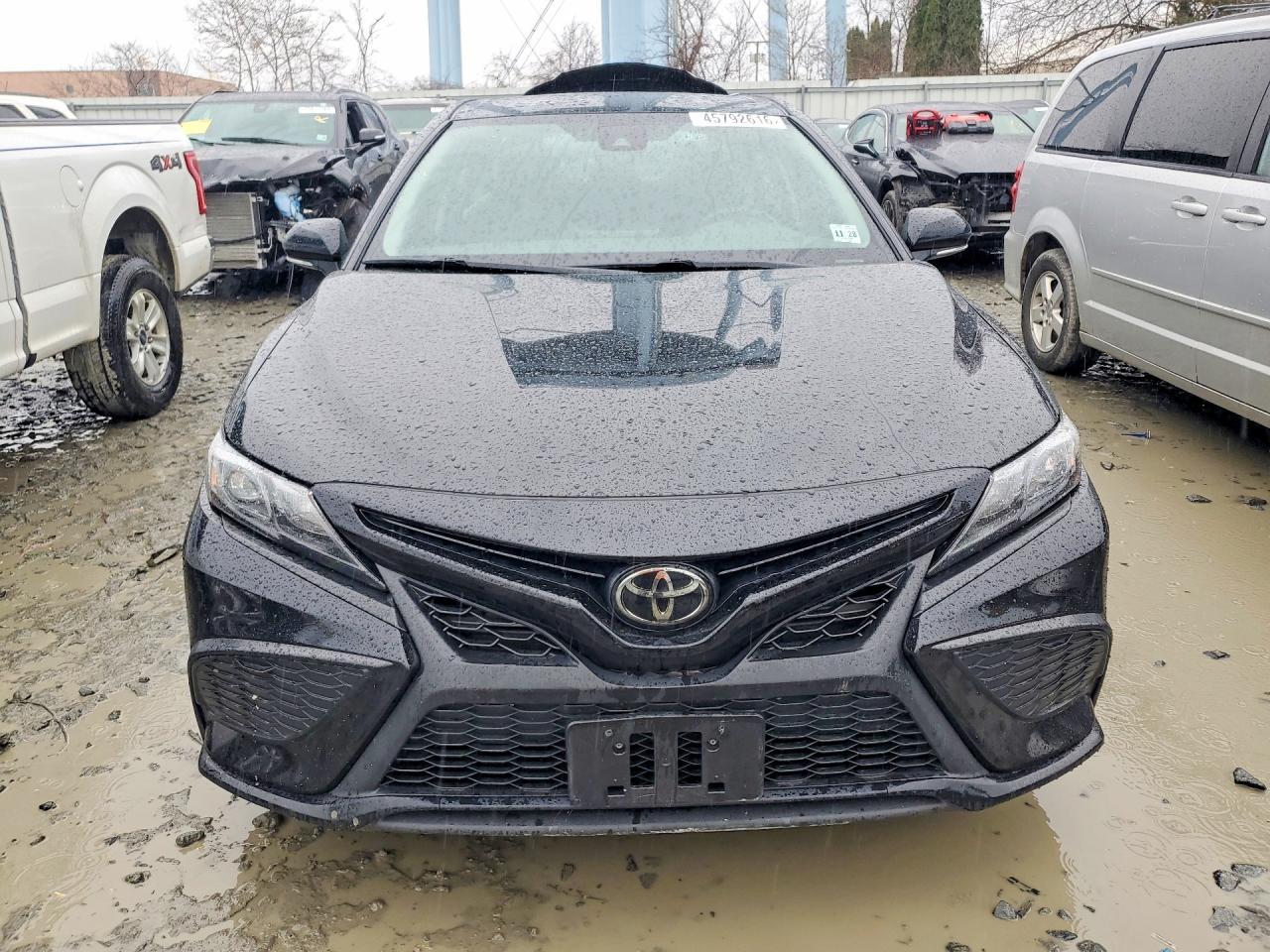 2023 Toyota Camry Se - Image 5