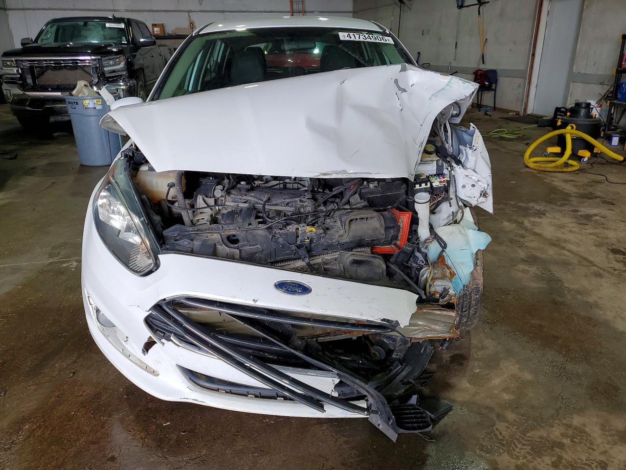 2014 Ford Fiesta Se - Image 5