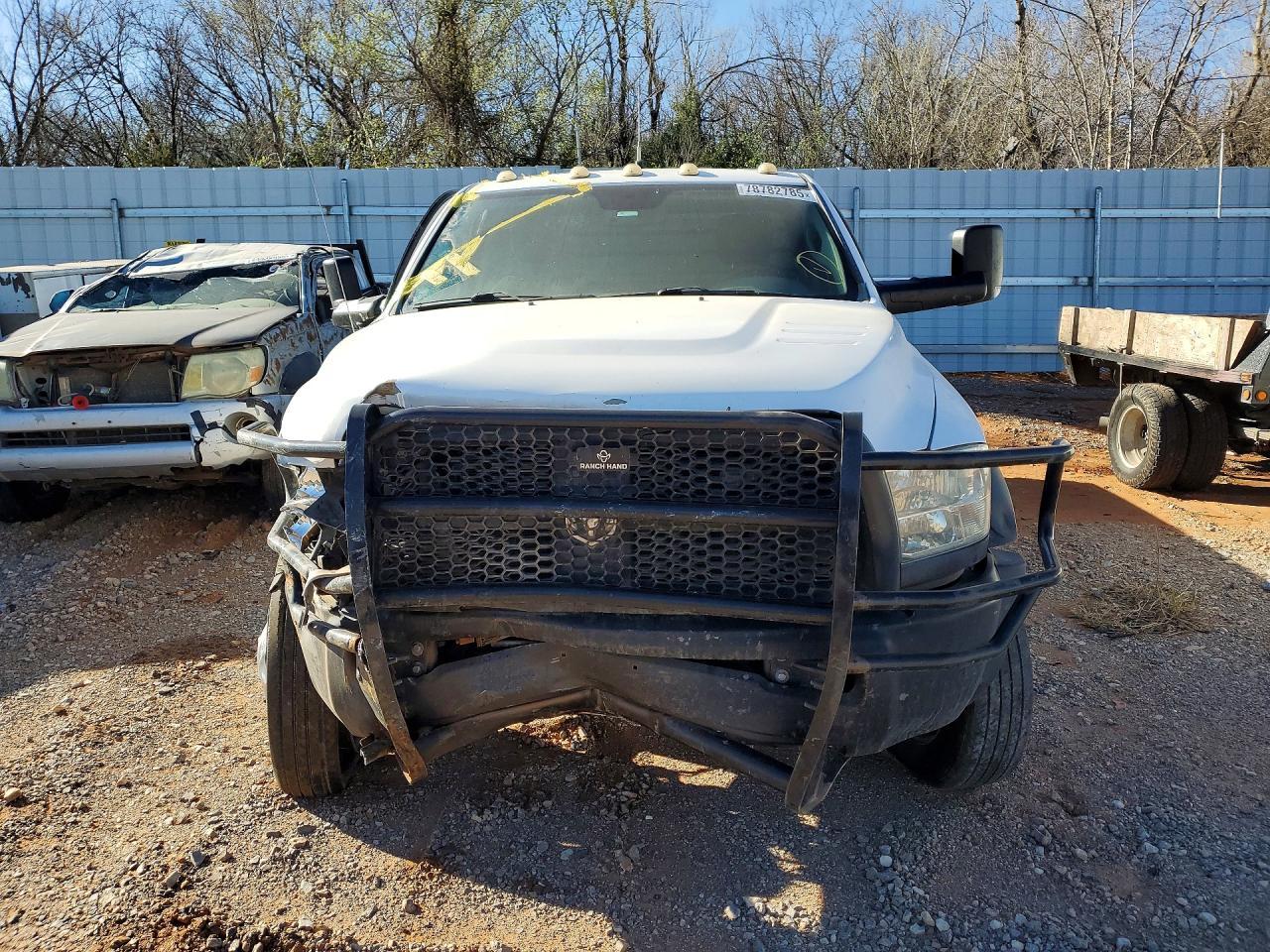 2016 Ram 4500 Flatbed Truck - Фото 5