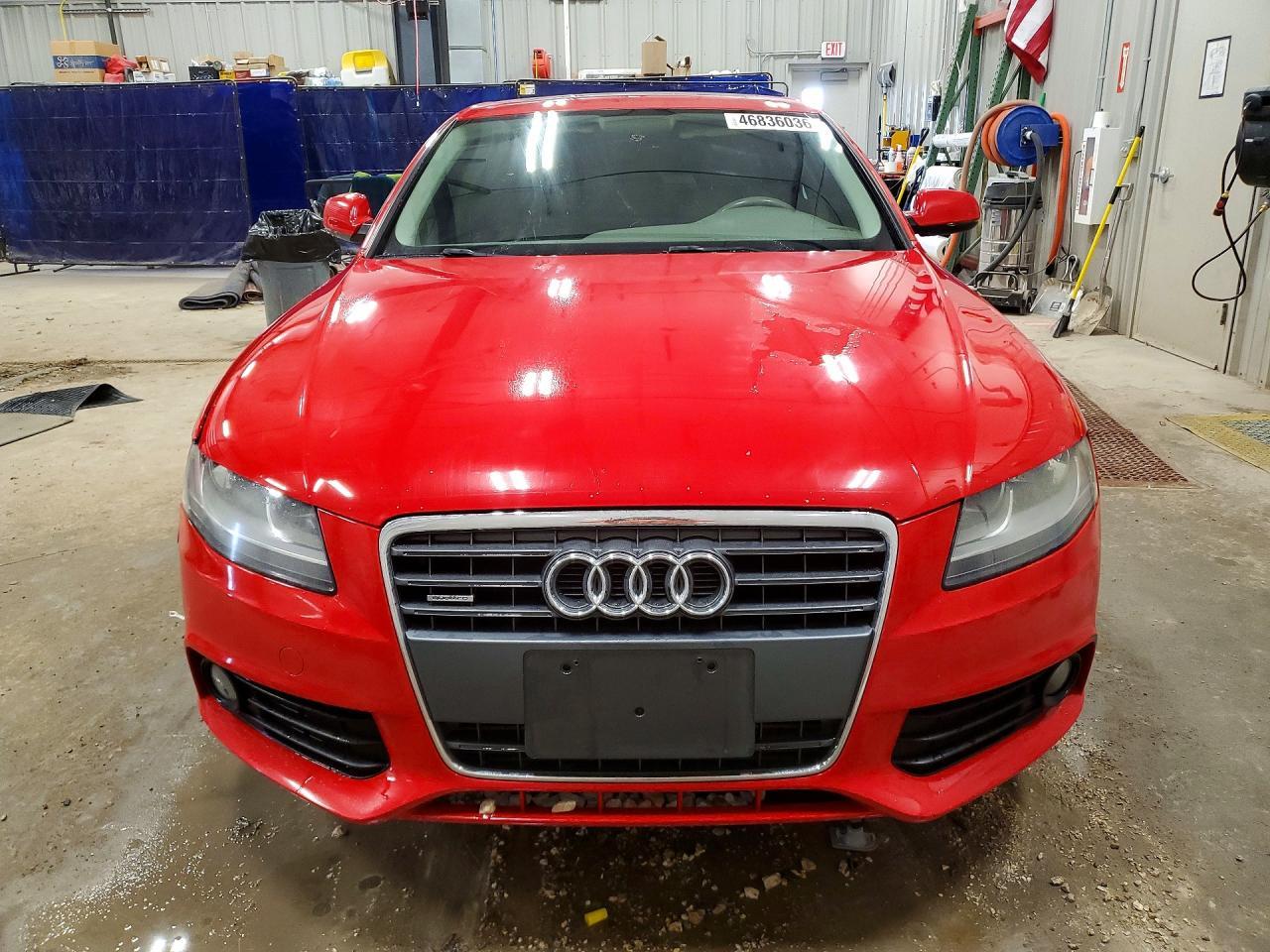 2010 Audi A4 Premium - Фото 5