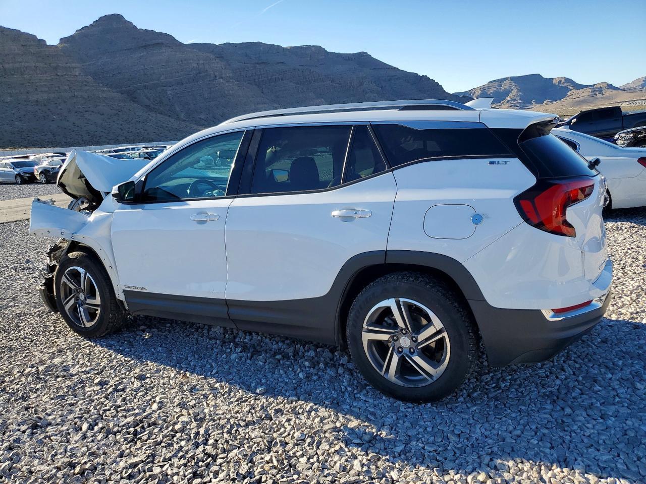 2019 GMC Terrain Slt - Фото 2