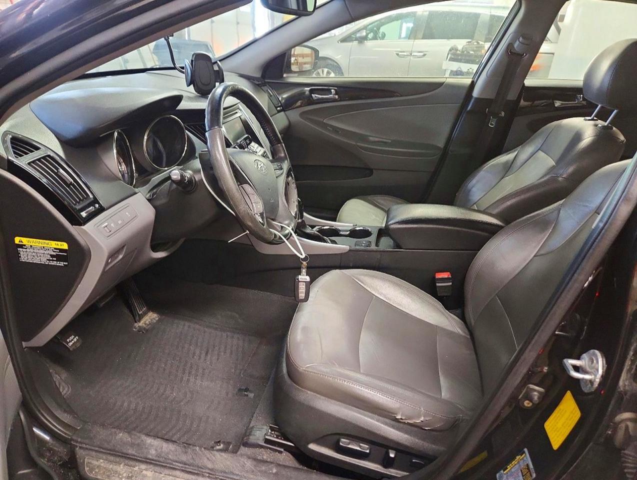2011 Hyundai Sonata Limited - Image 7