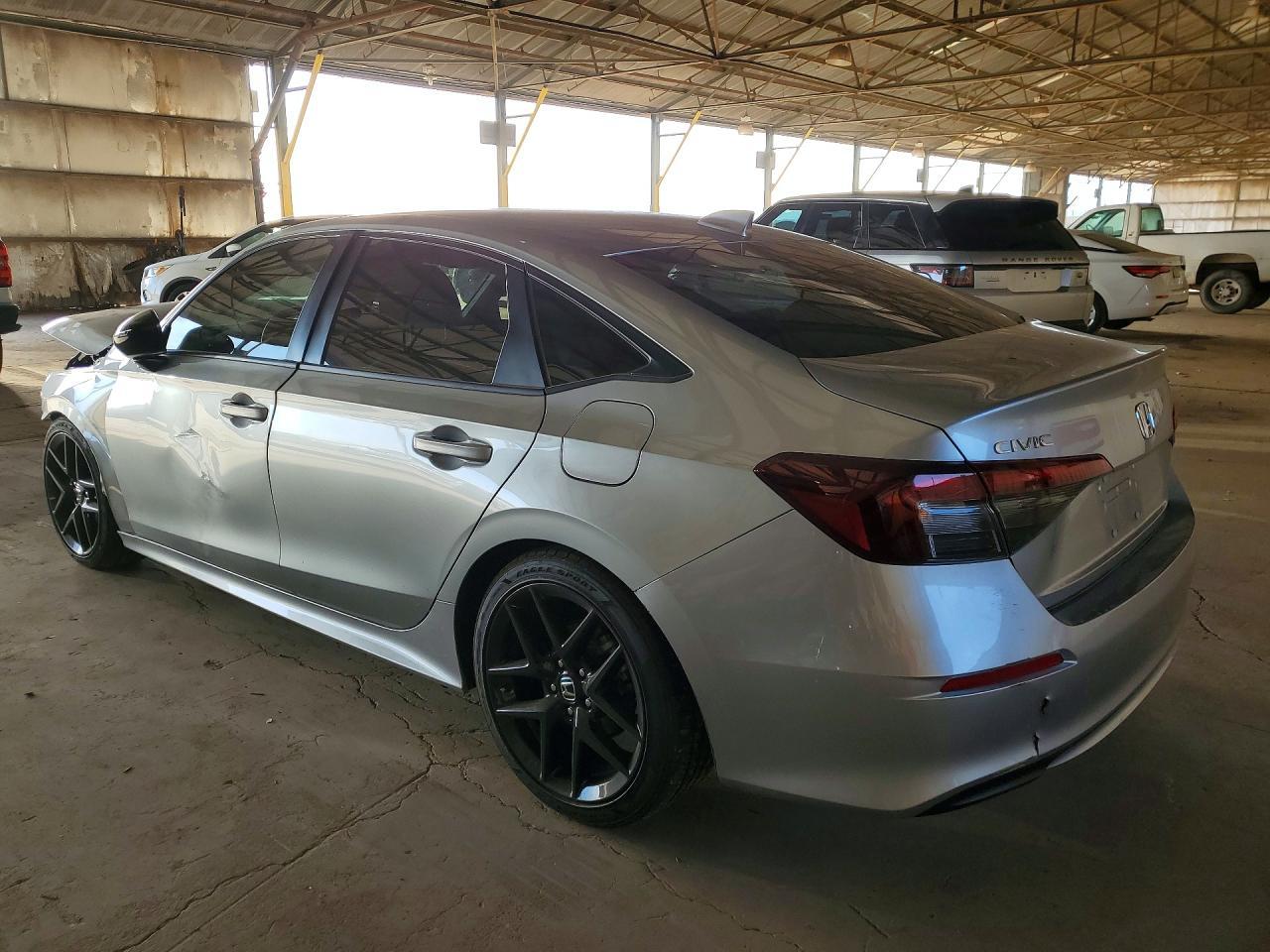 2025 Honda Civic Sport - Фото 2