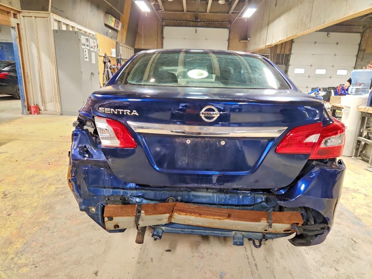 2019 Nissan Sentra S - Фото 6