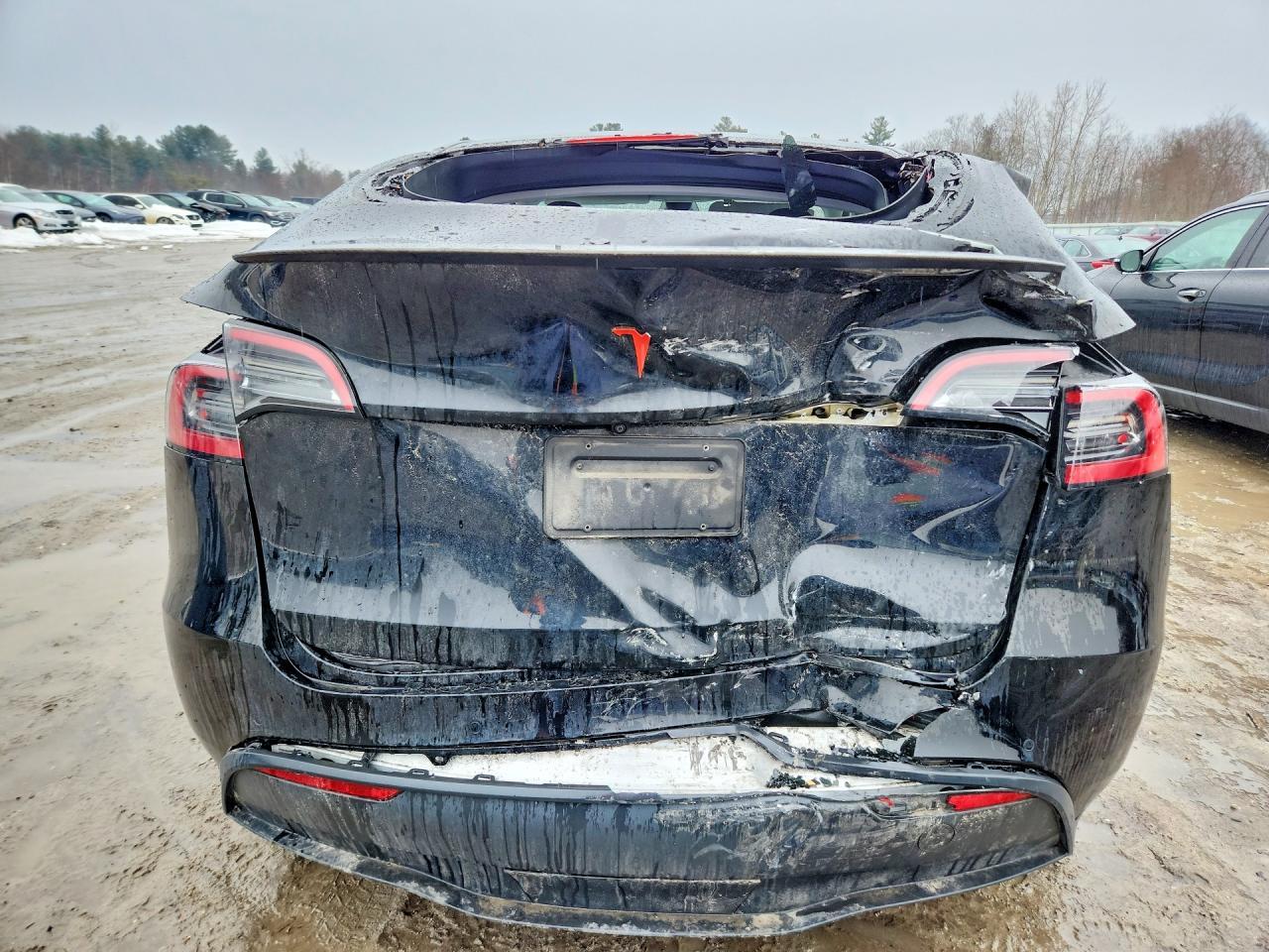 2022 Tesla Model Y - Image 6