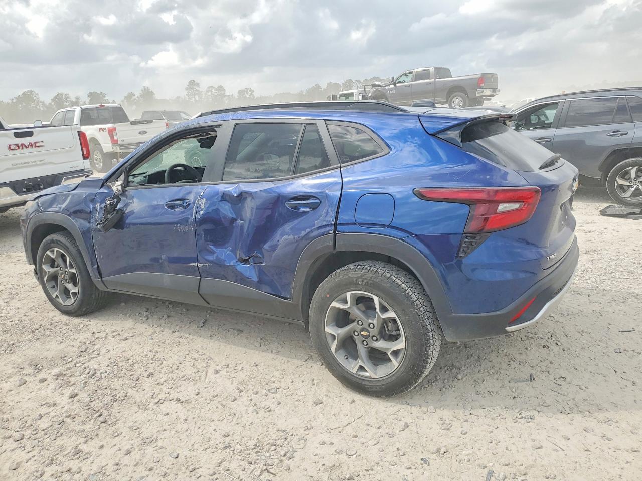 2024 Chevrolet Trax 1Lt - Фото 2