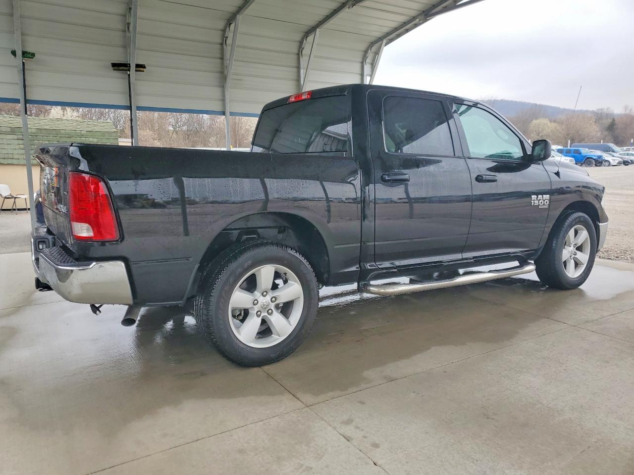 2023 Ram 1500 Classic Tradesman - Фото 3