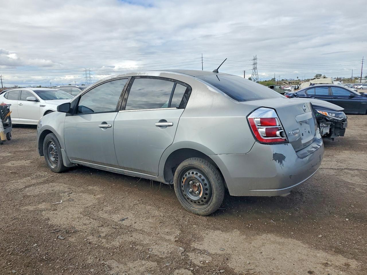 2008 Nissan Sentra 2.0 - Фото 2