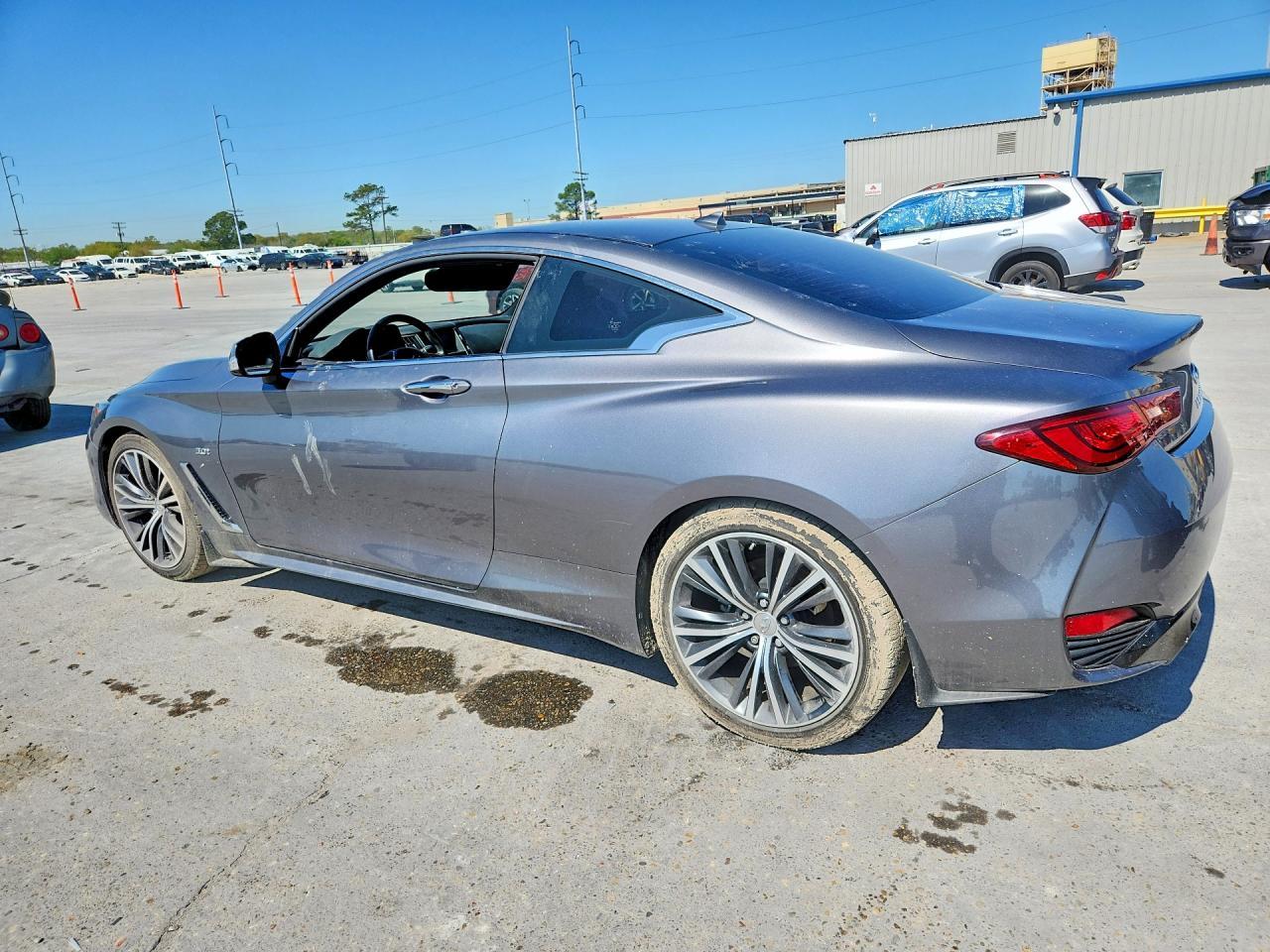 2018 Infiniti Q60 - Image 2