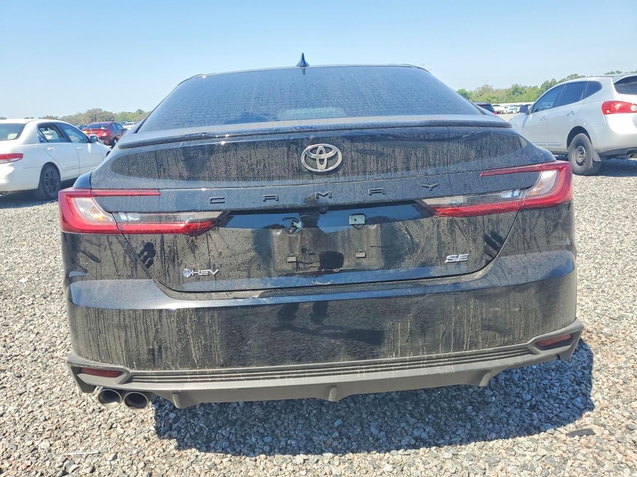 2026 Toyota Camry Se - Image 6
