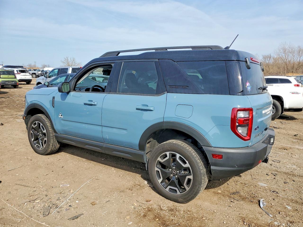 2021 Ford Bronco Sport Outer Banks - Фото 2