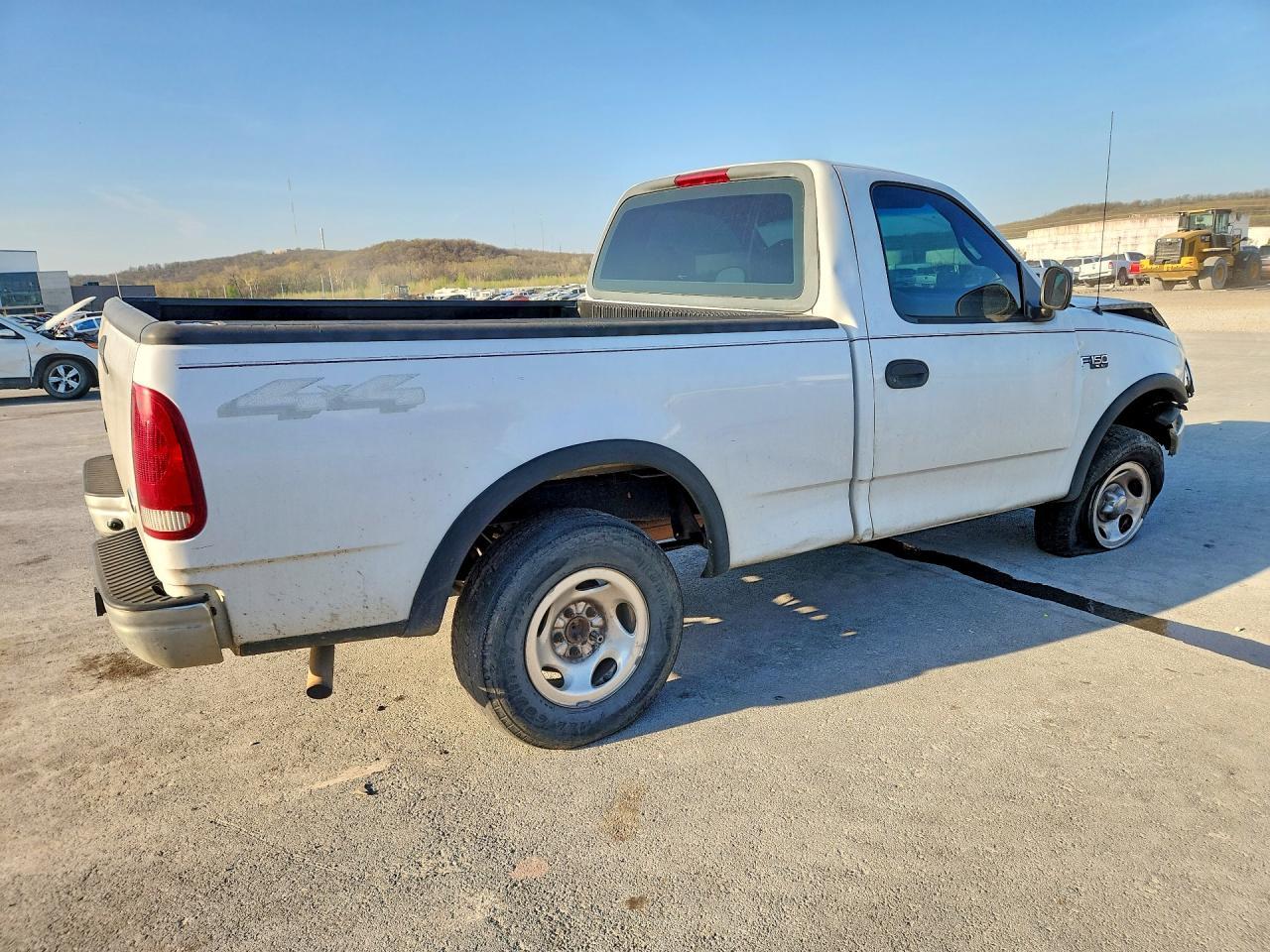 2000 Ford F150 - Фото 3