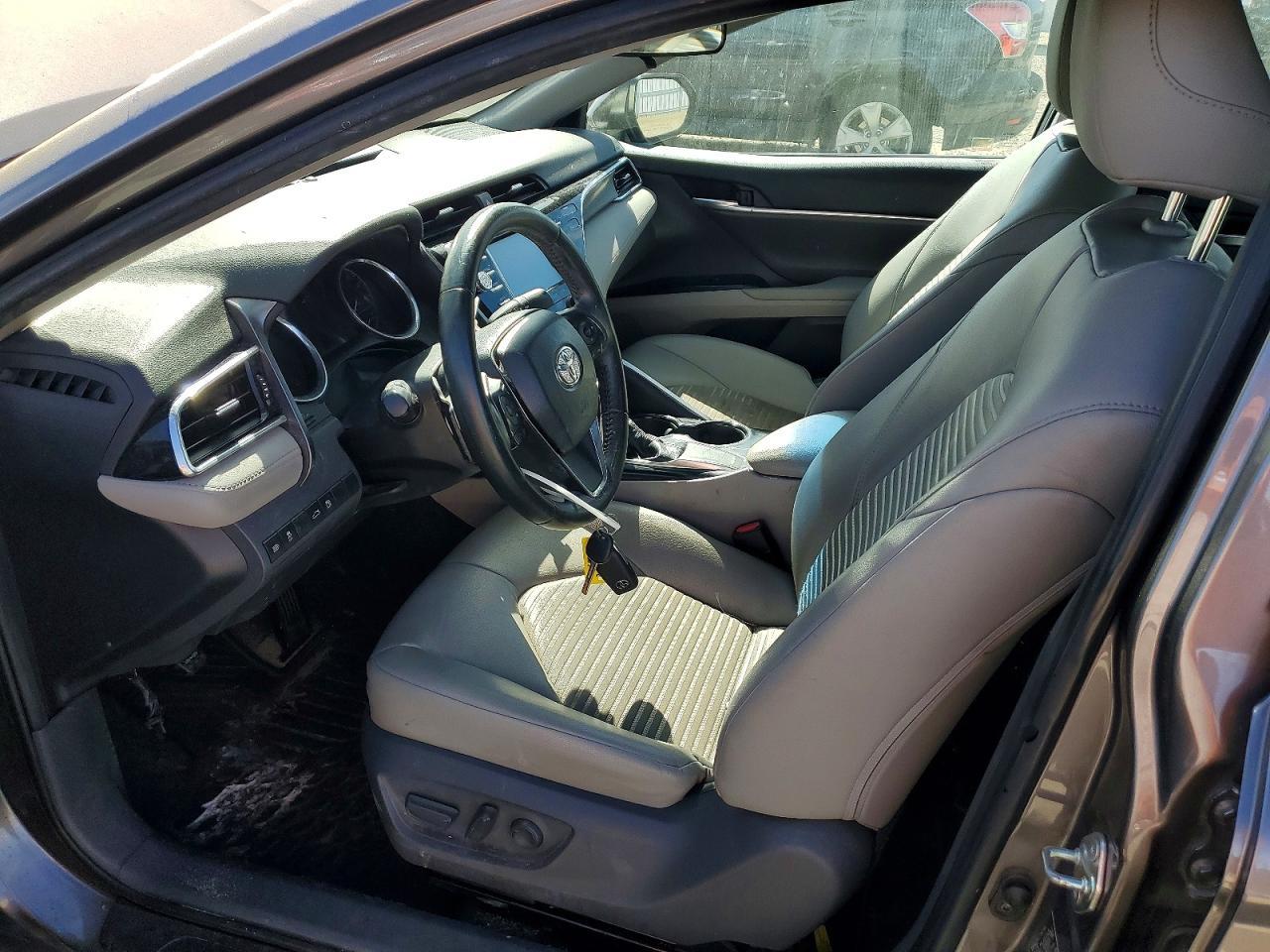 2018 Toyota Camry Se - Фото 7