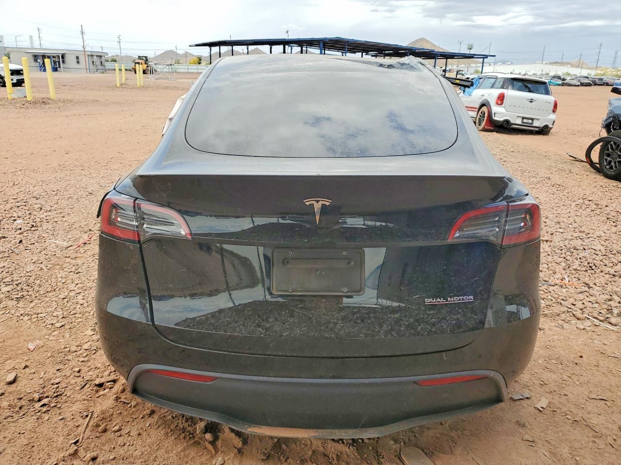 2023 Tesla Model Y - Image 6