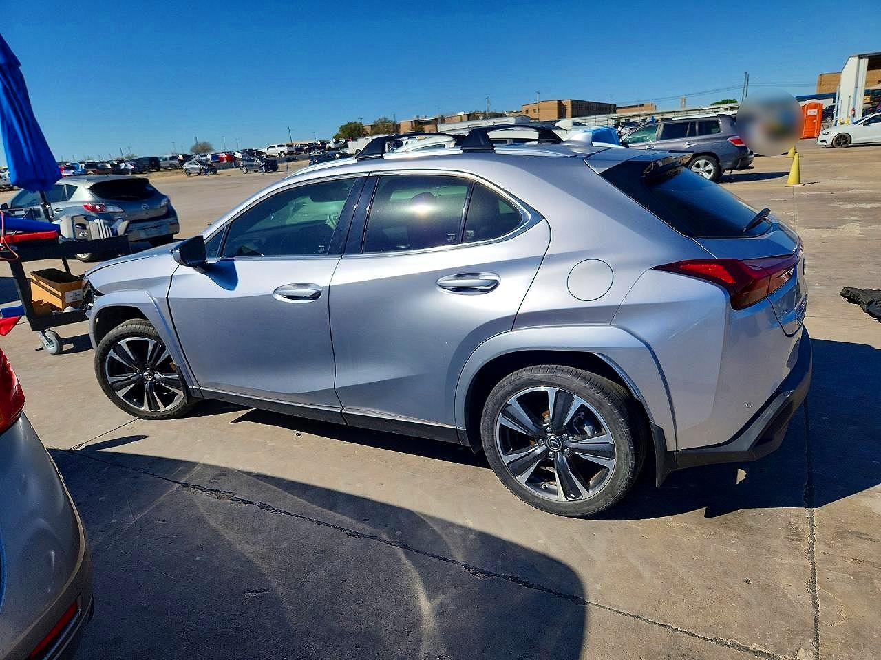 2024 Lexus Ux 250H Premium - Image 2