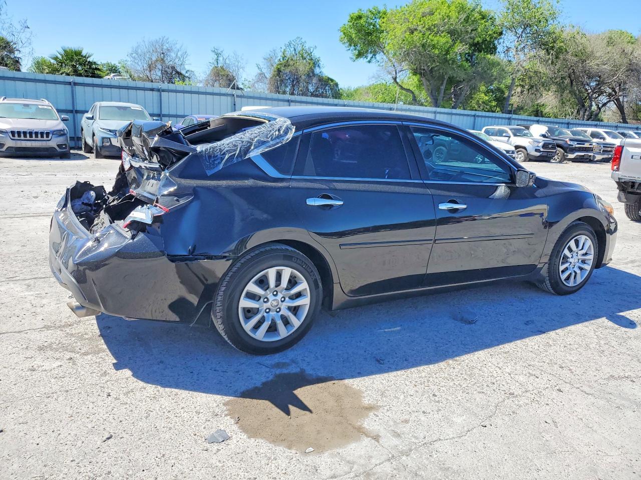2017 Nissan Altima 2.5 S - Фото 3