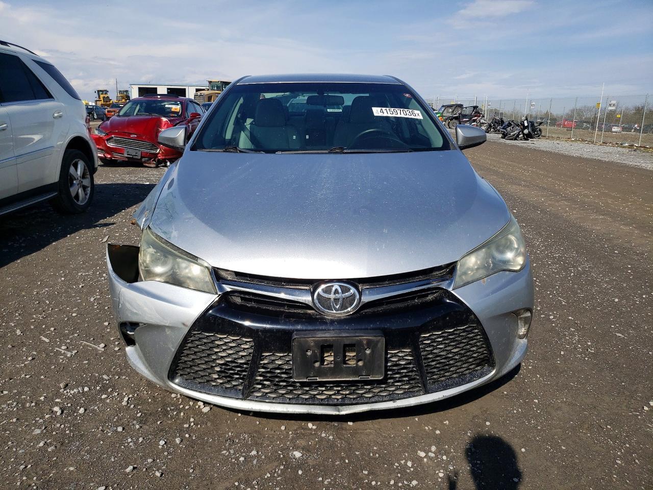 2017 Toyota Camry Se - Фото 5