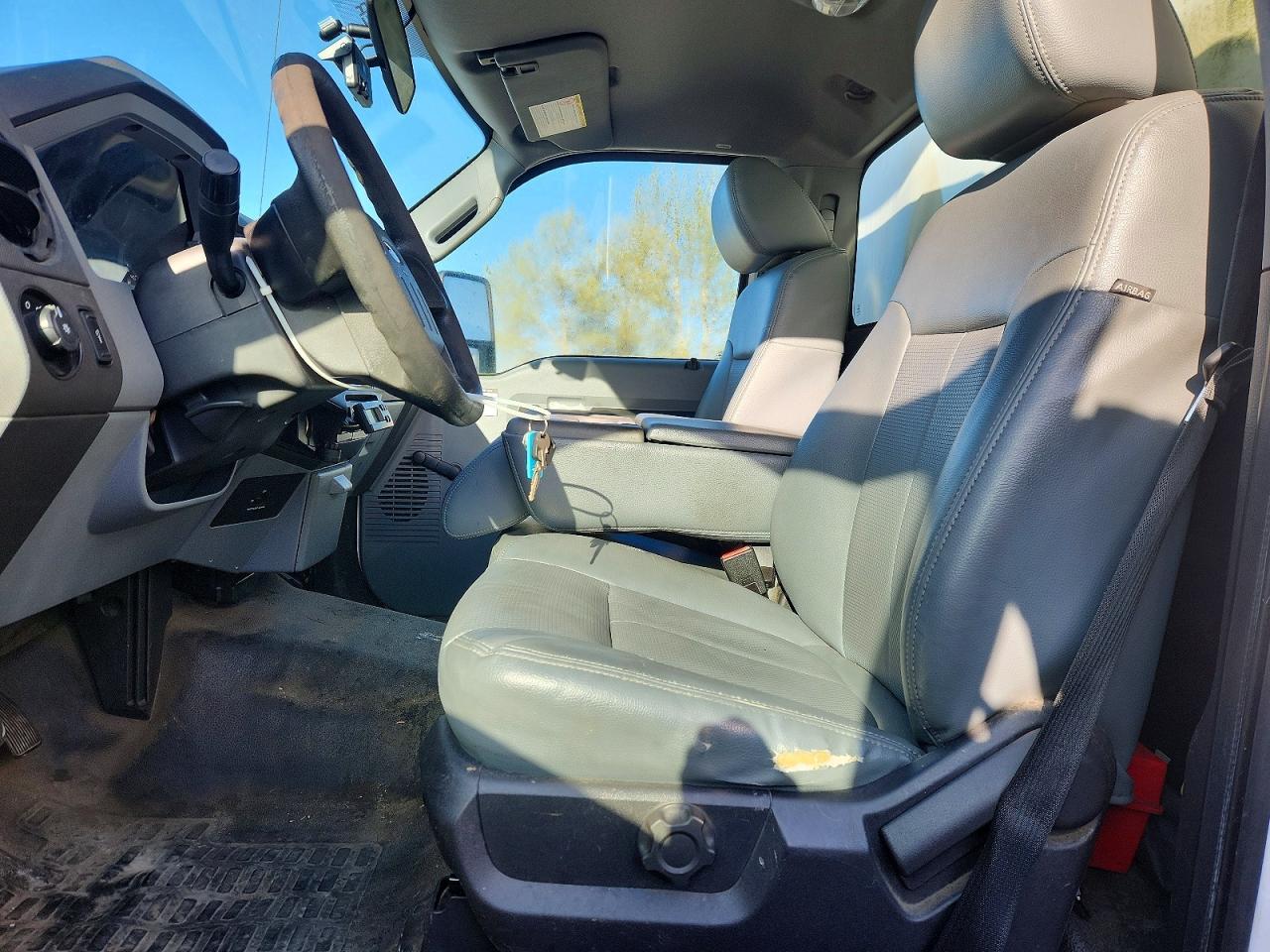 2016 Ford F550 Super Duty Refrigerated Box Truck - Фото 7