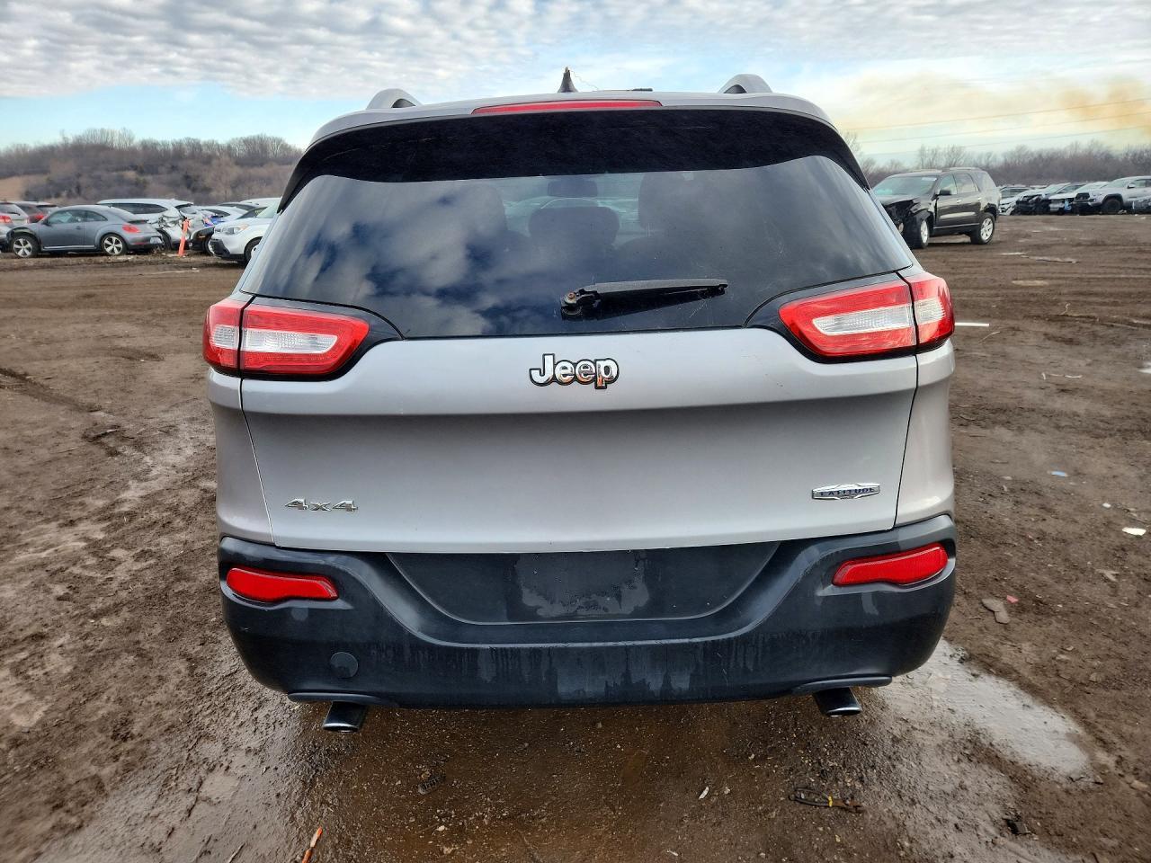 2014 Jeep Cherokee Latitude - Image 6