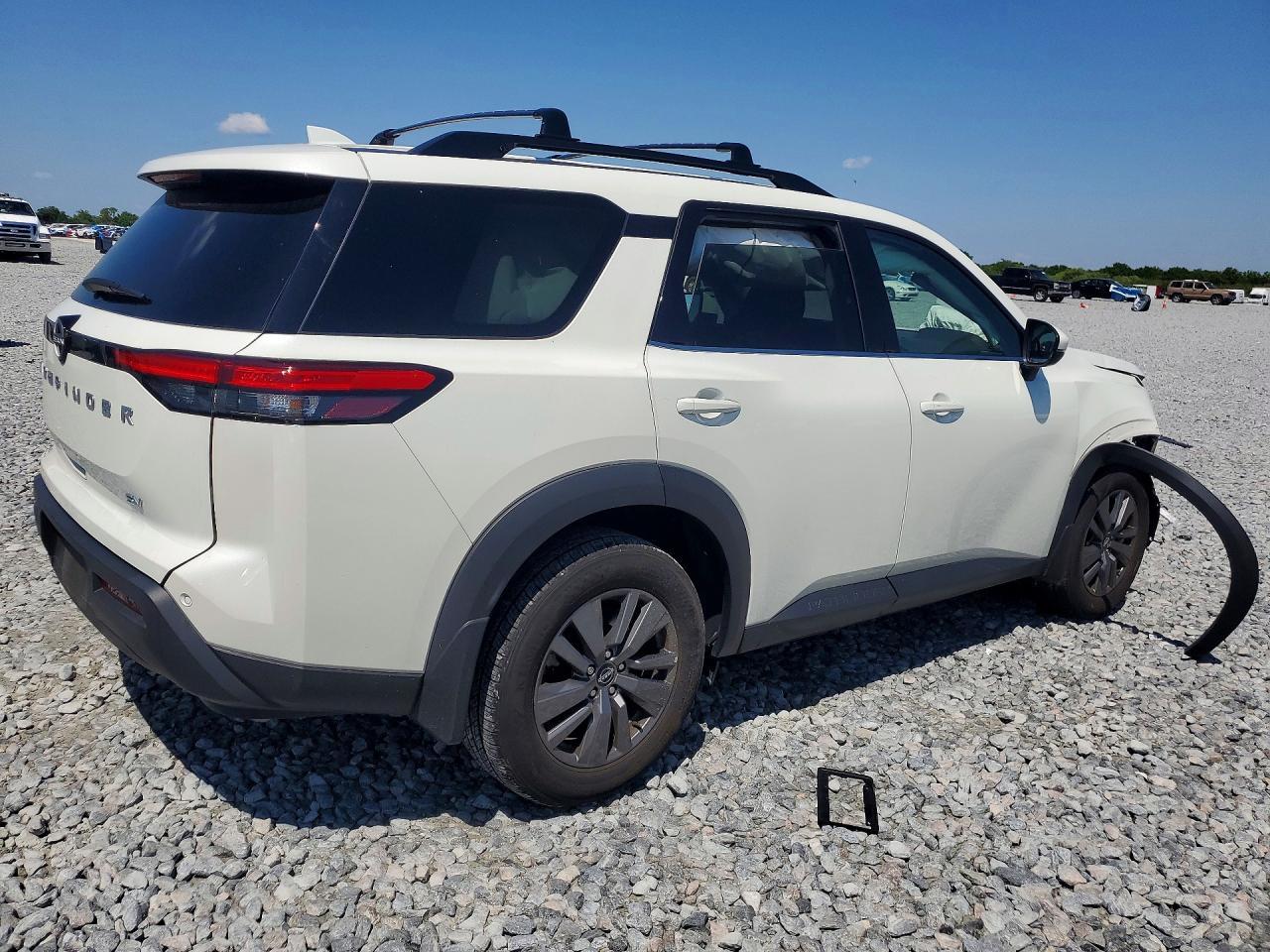 2024 Nissan Pathfinder Sv - Image 3