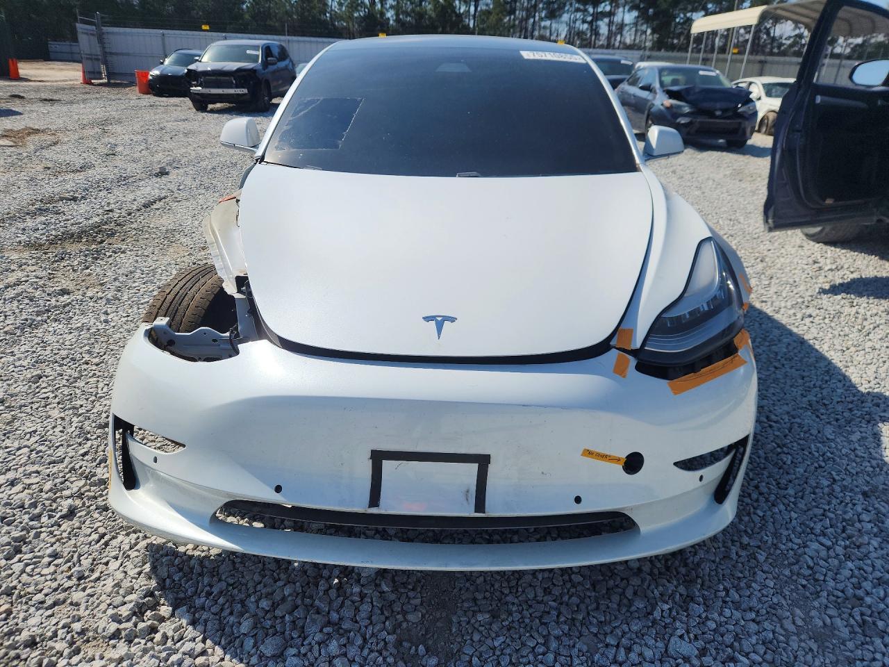 2020 Tesla Model 3 - Фото 5
