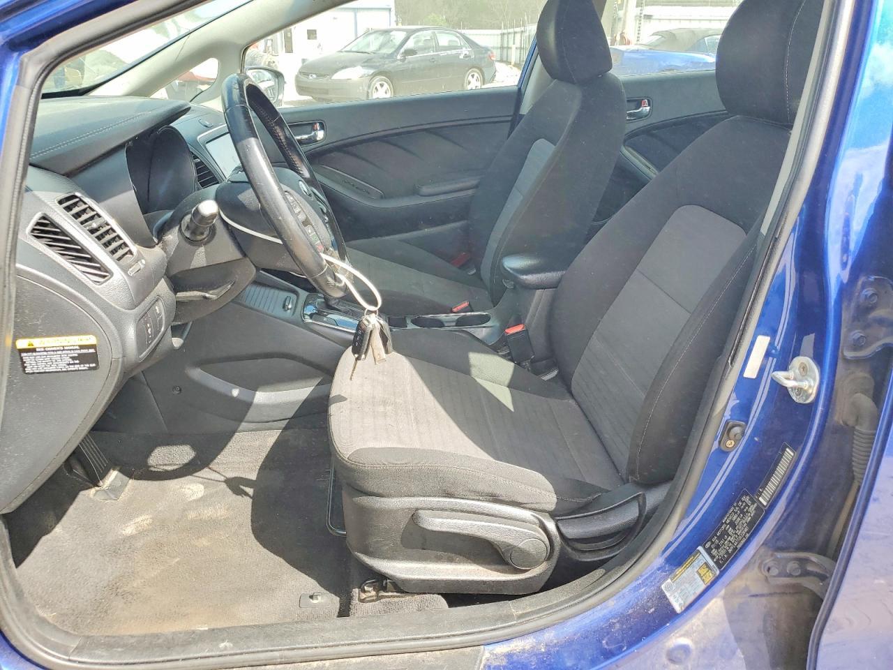 2018 Kia Forte S - Фото 7