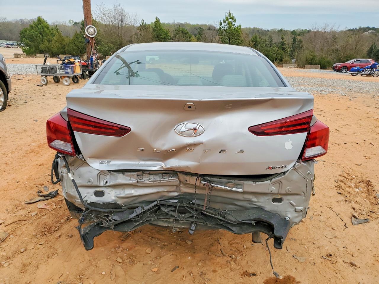 2020 Hyundai Elantra Se - Фото 6