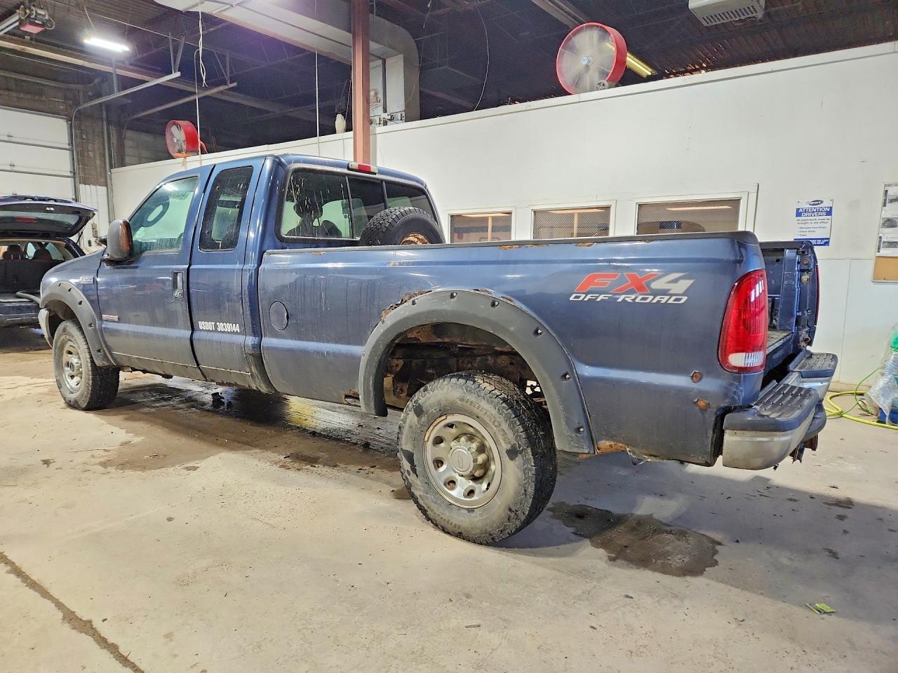 2004 Ford F250 Super Duty - Фото 2