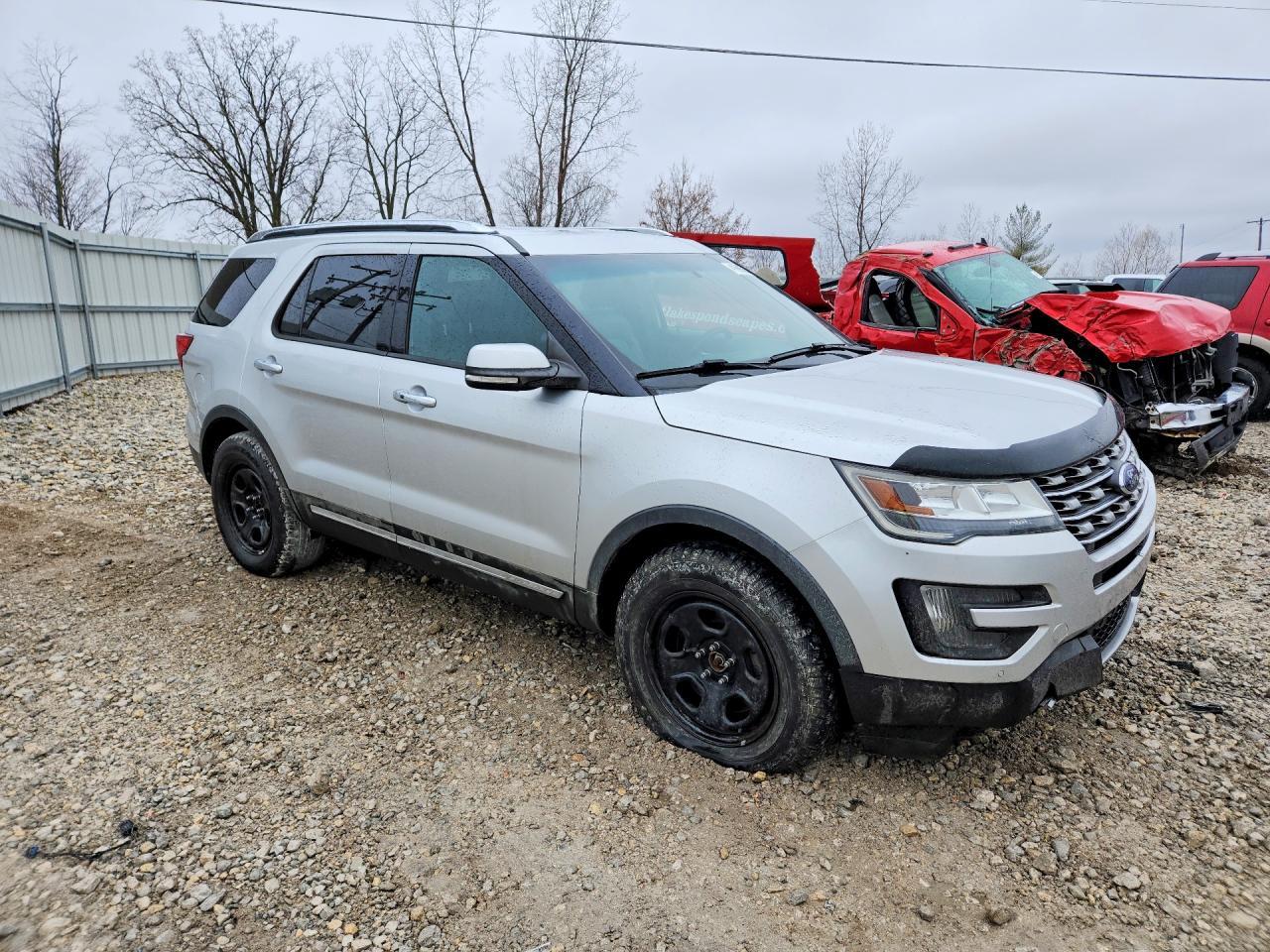 2016 Ford Explorer Limited - Image 4
