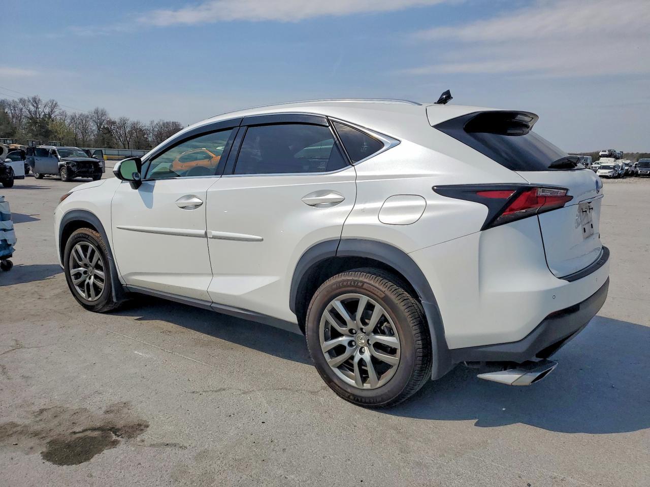 2015 Lexus Nx 200T Base - Фото 2