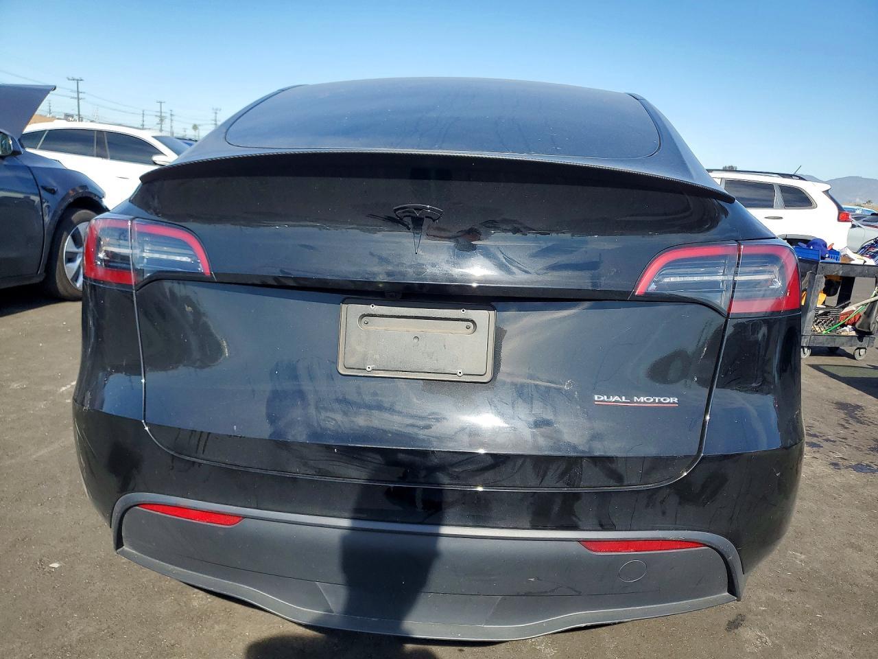 2024 Tesla Model Y - Image 6