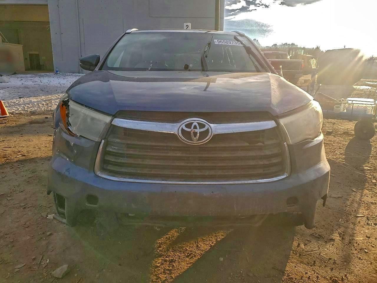 2016 Toyota Highlander Xle - Image 5