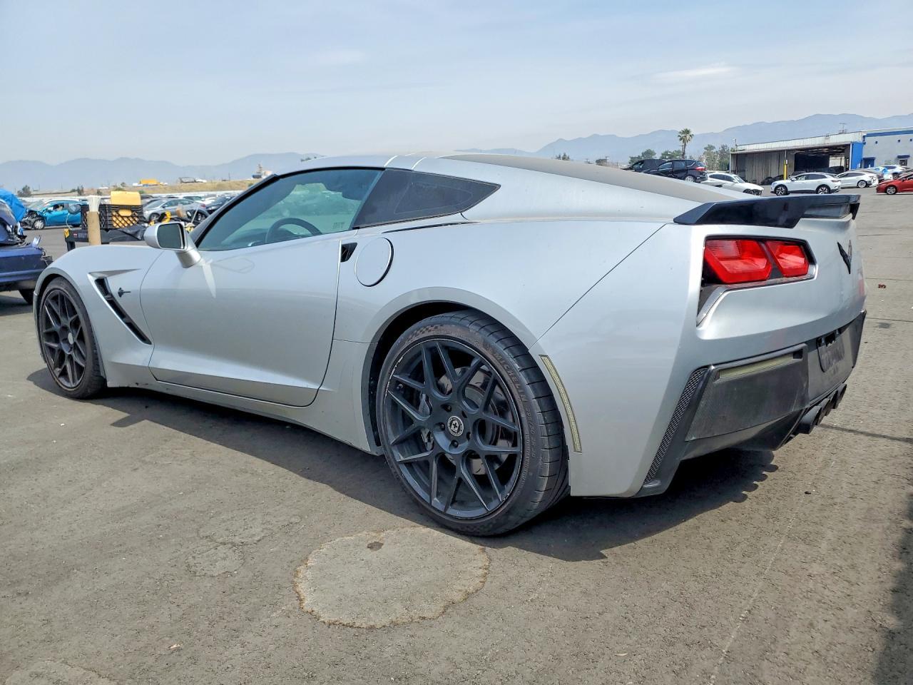 2017 Chevrolet Corvette Stingray 1Lt - Фото 2